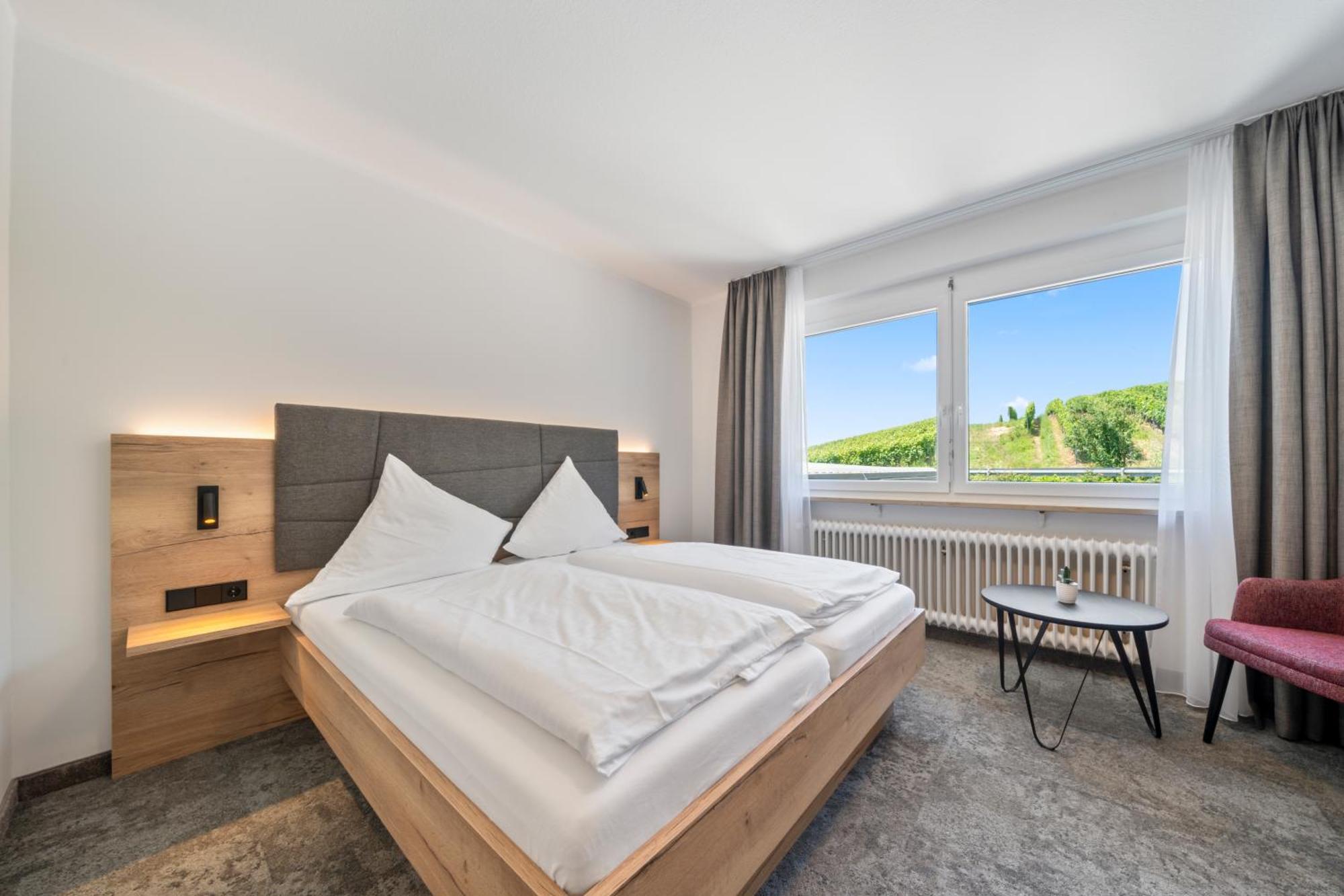 Koepfers Steinbuck Hotel Bischoffingen Bagian luar foto