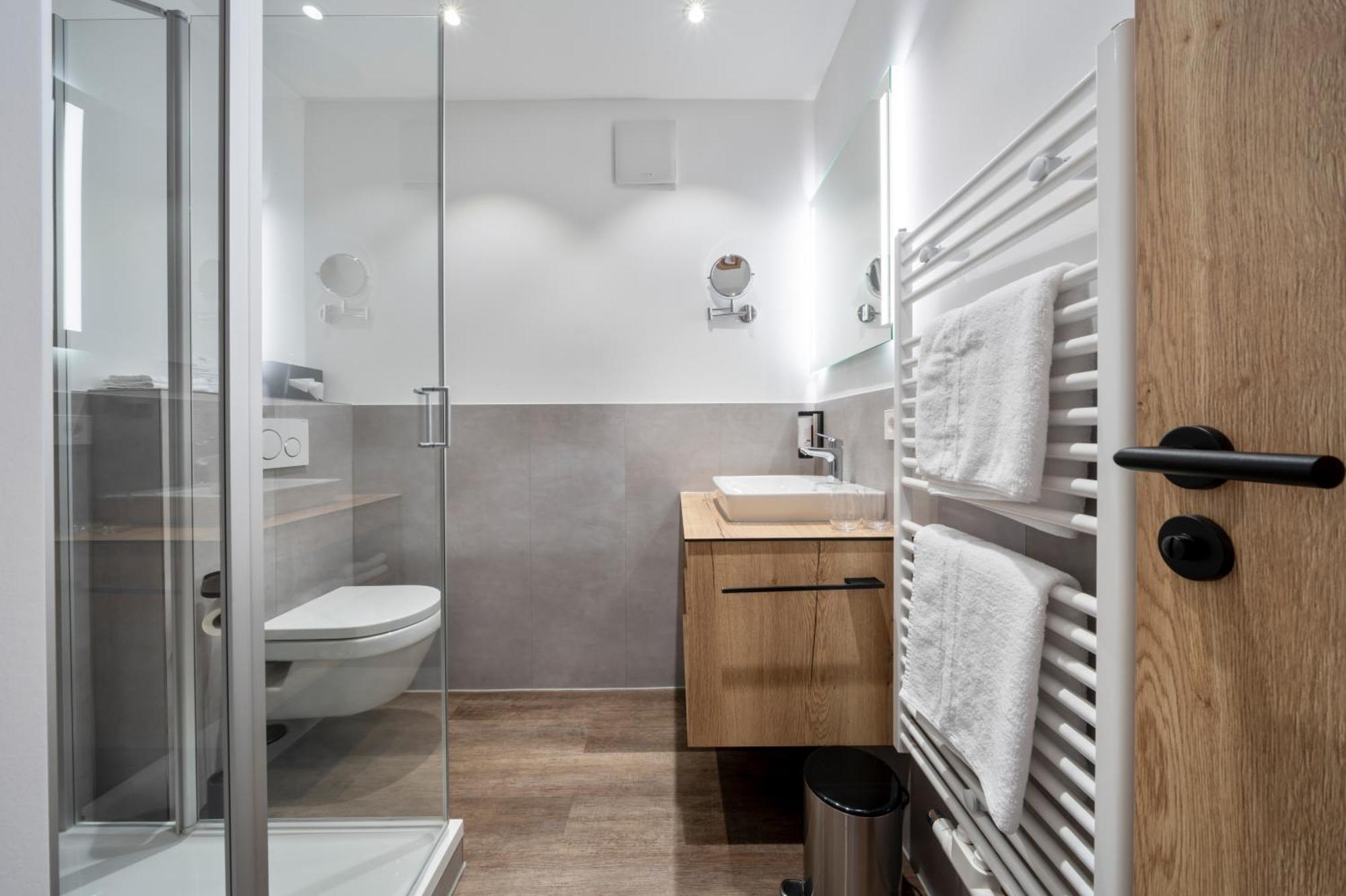 Koepfers Steinbuck Hotel Bischoffingen Bagian luar foto