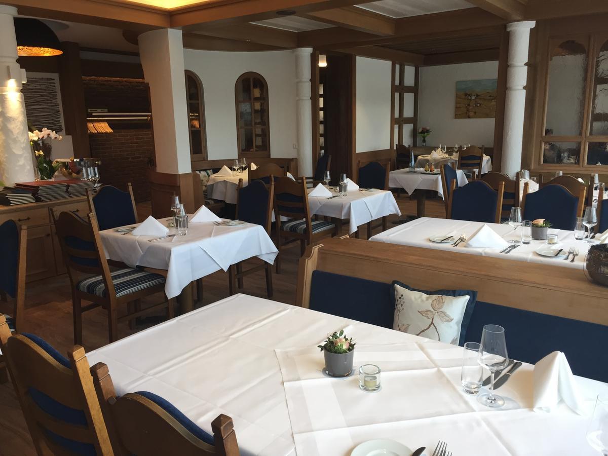 Koepfers Steinbuck Hotel Bischoffingen Bagian luar foto