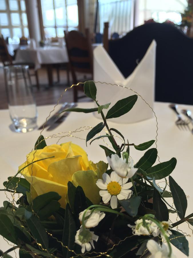 Koepfers Steinbuck Hotel Bischoffingen Bagian luar foto
